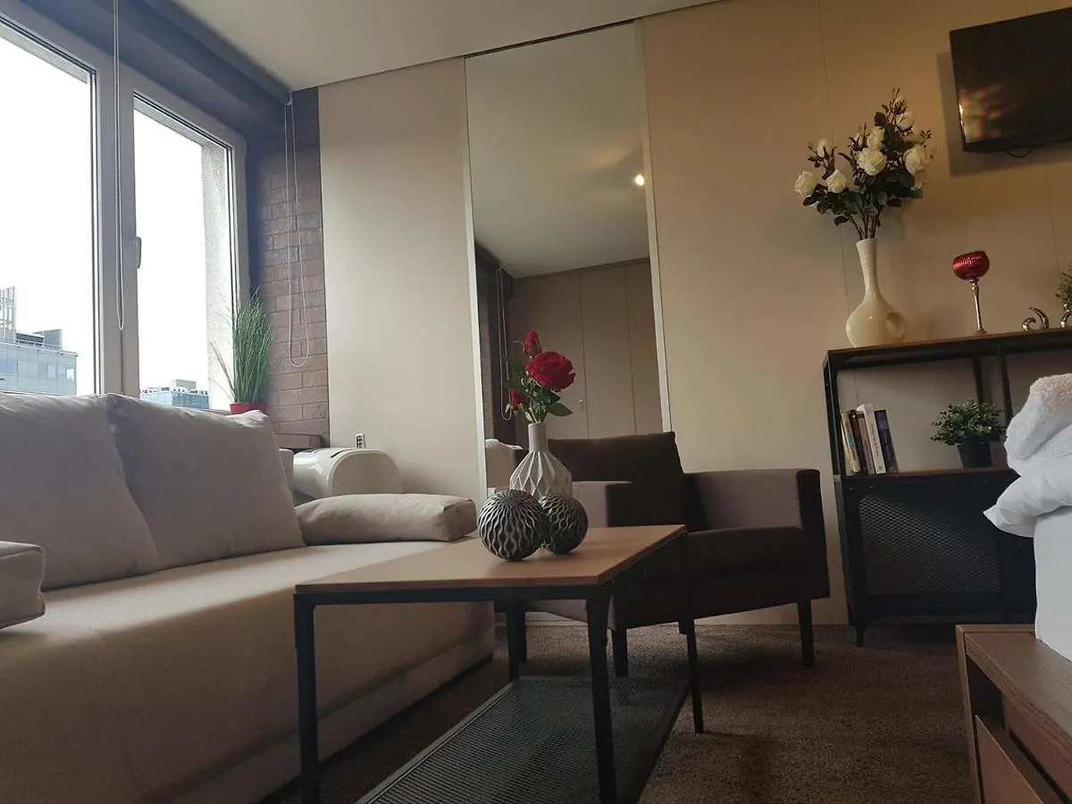Alma Apartments Rondo ONZ Varsovia Polonia