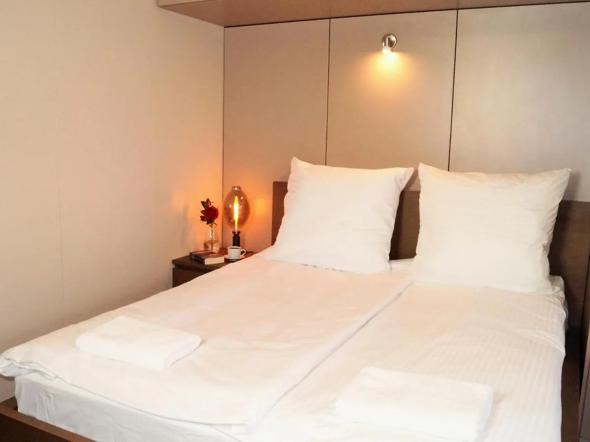 Alma Apartments Rondo ONZ Varsovia 0*,  Polonia